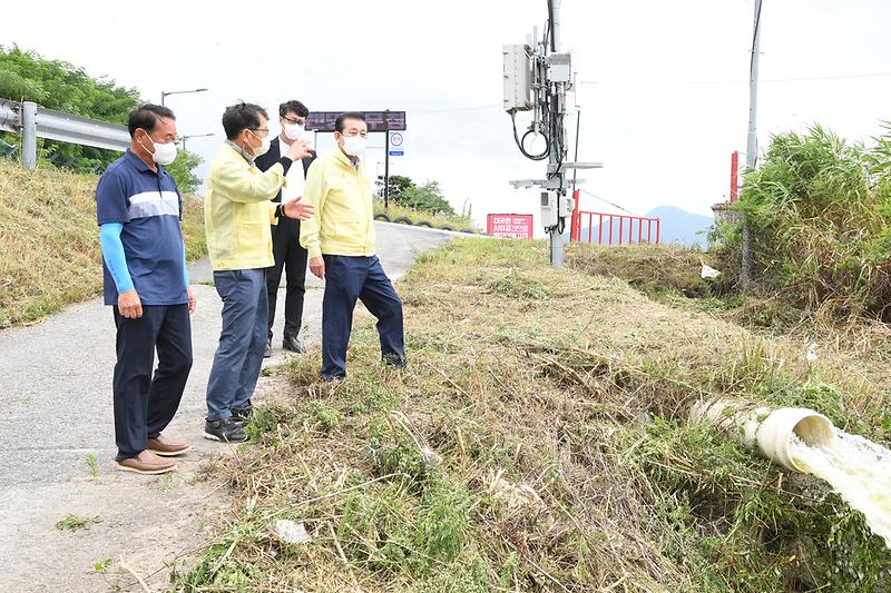 유천호_군수_삼산면_현장_확인_(3)