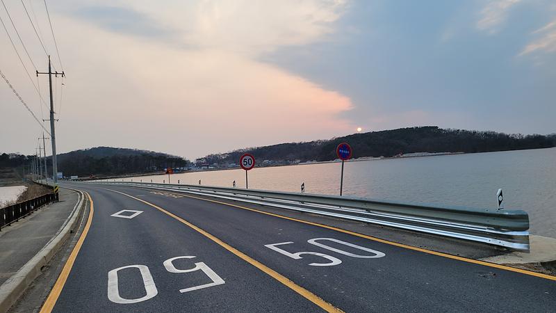 교동면_월파_방지용_가드레일_설치