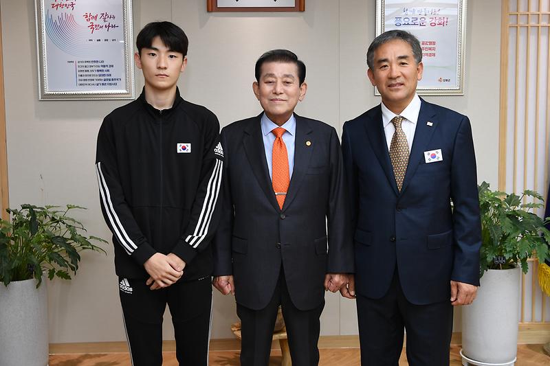 세계선수권대회_선수_격려_(2)