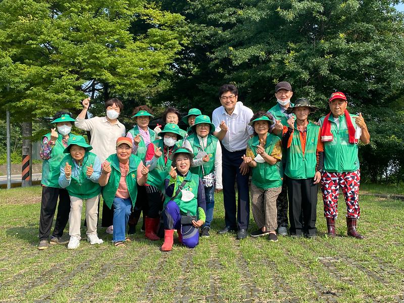 선원면_새마을남여지도자협의회_환경정화