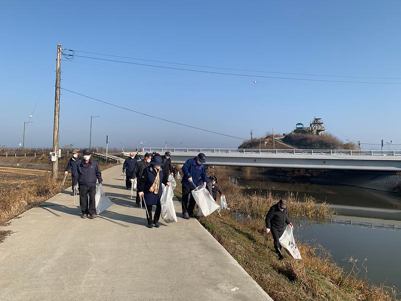 송해면_노인회_다송천_환경정화활동