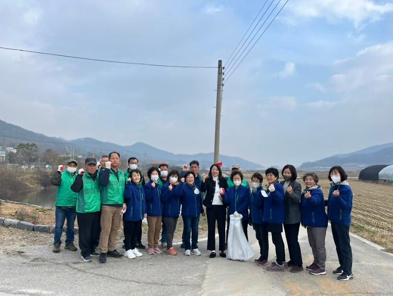 양사면_새마을지도자_부녀회_하천_정화