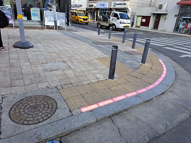 바닥형_보행신호등