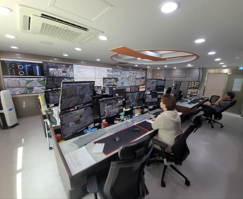 cctv_관제실_내부_(3)