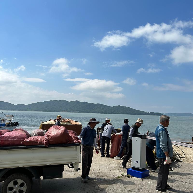 교동면_노인회_해안쓰레기_수거