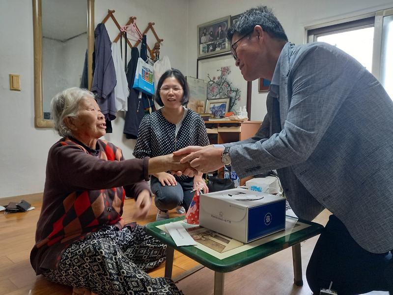 하점면_어르신_생신_축하