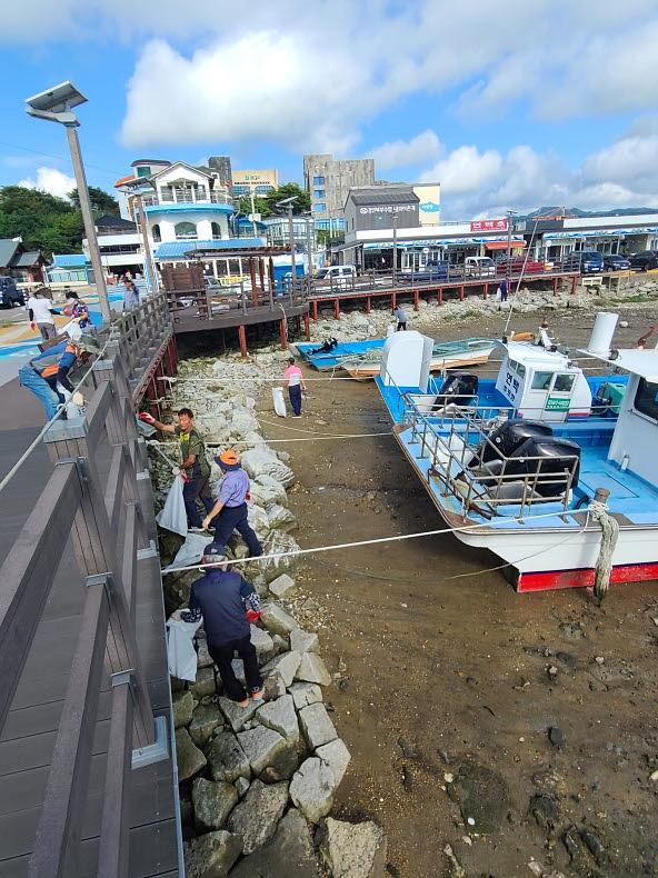 화도면_바르게살기위원회_정화활동_(2)