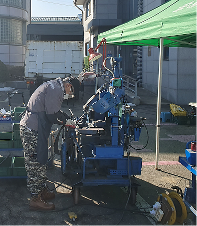 송해면_칼갈이_봉사_(1)