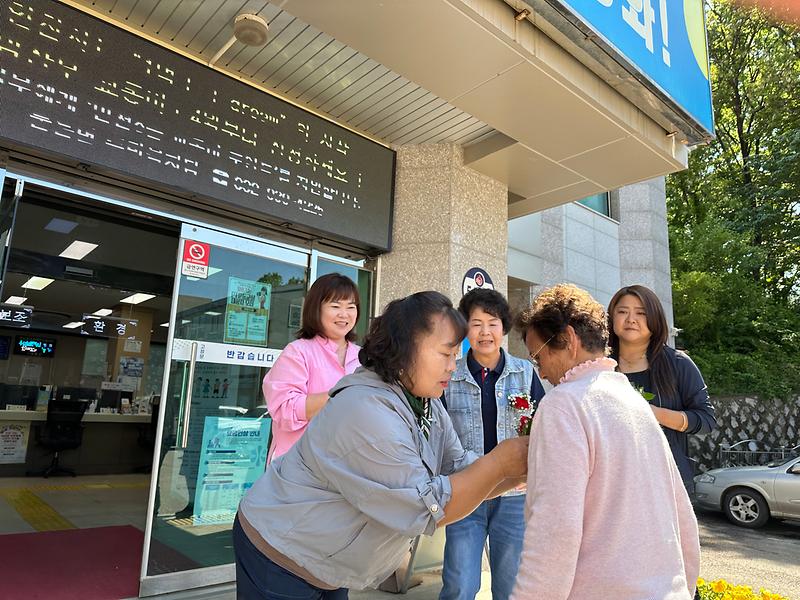 불은면_주민자치위원회,_어버이날_맞이_마음_나눔_(1)