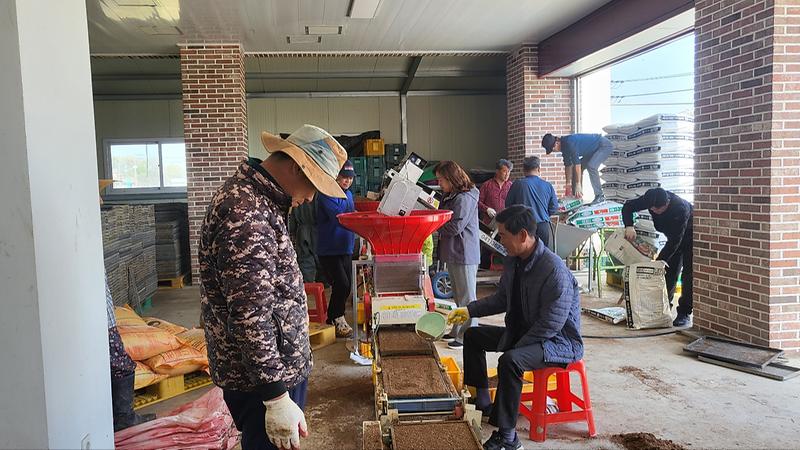 불은면,_못자리_설치_영농현장_방문_격려