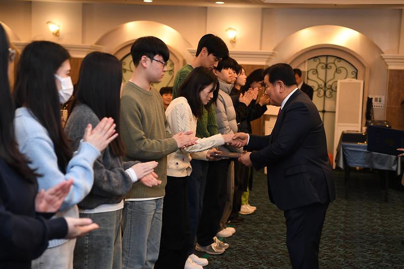 강화군_장학회_장학금_전달식_(16)