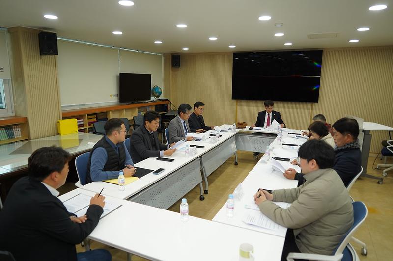 강화군의회_의원_연구단체_심의위원회_개최