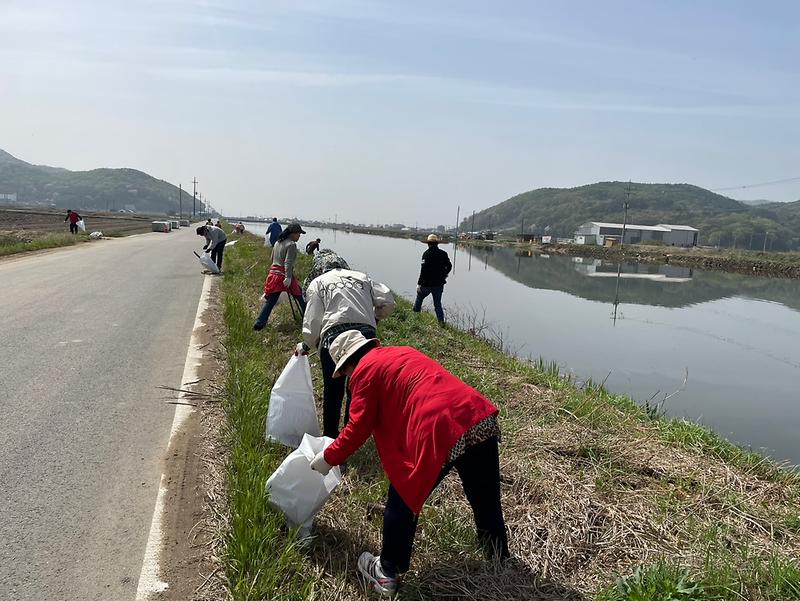 길상면_주민자치위원회_길정천_일원_환경정화