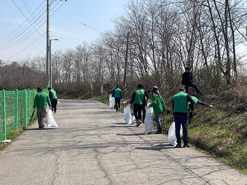 길상면,_새봄맞이_환경정화_활동_펼쳐_(1)