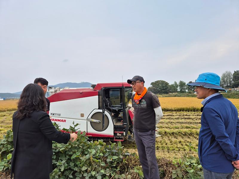 교동면_벼베기_현장_격려