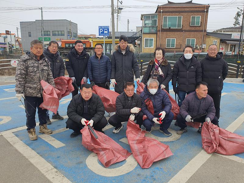 교동면_이장단_대청소_(1)