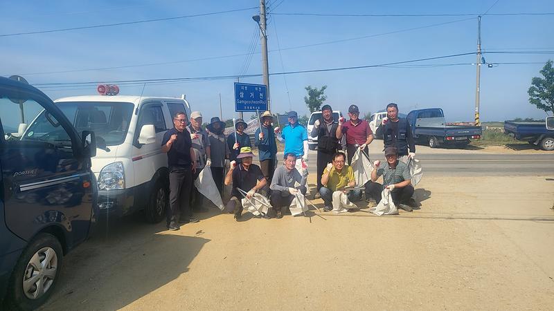 하점면_농업경영인회,_삼거천_인근_수로변_정비