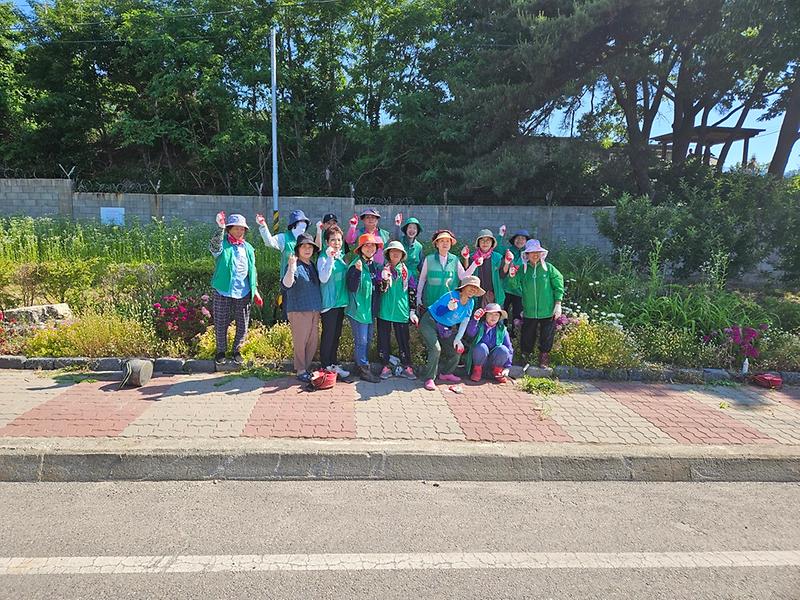 하점면_새마을부녀회,_여름_맞이_봉사_활동_(2)