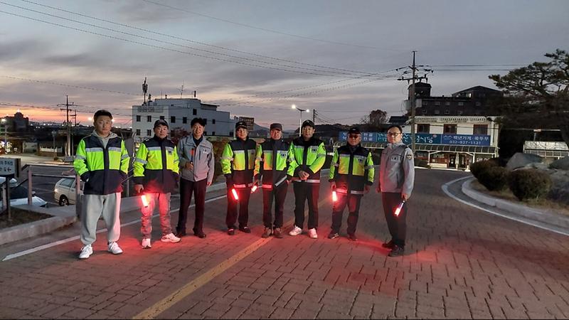 화도면_자율방범대_겨울철_방범_활동_구슬땀