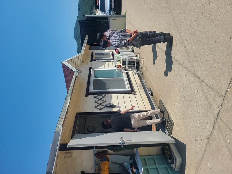 화도면,_무더위_속_재활용_선별장_방문해_근로자_격려_(2)