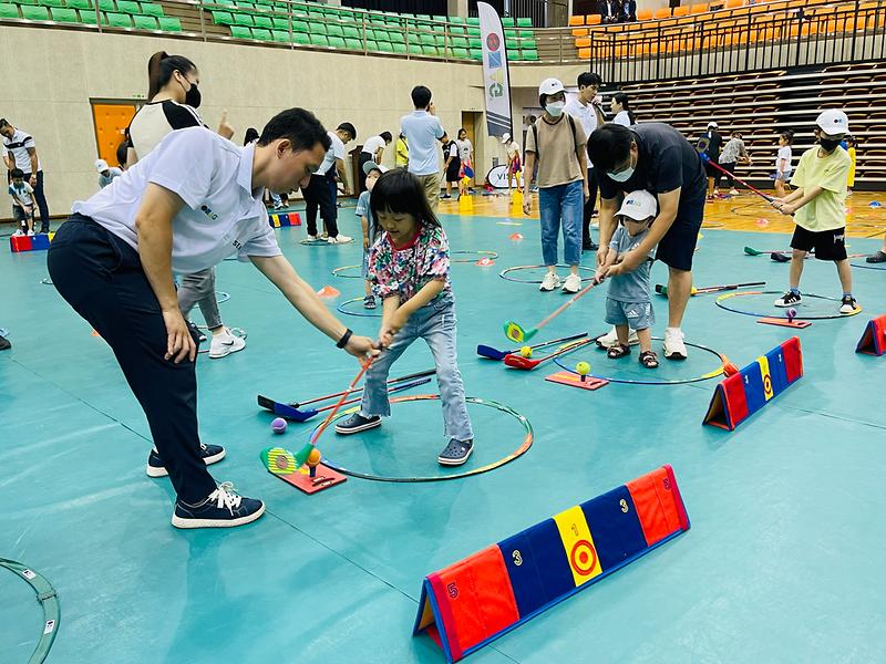 꿈_채움_프로젝트_온가족_스내그_골프체험_(2)