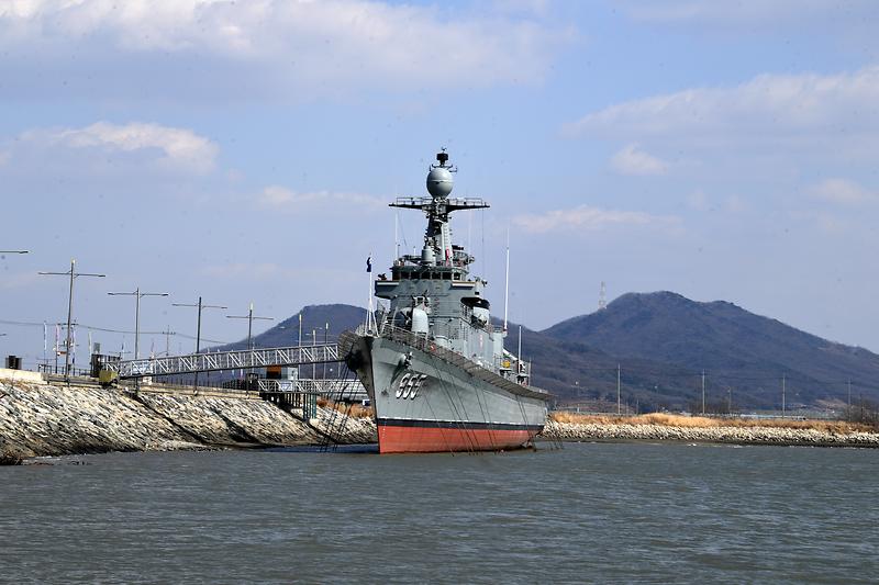 외포리에서_부활한_퇴역함정…강화함상공원_정식_개장_(8)(1)