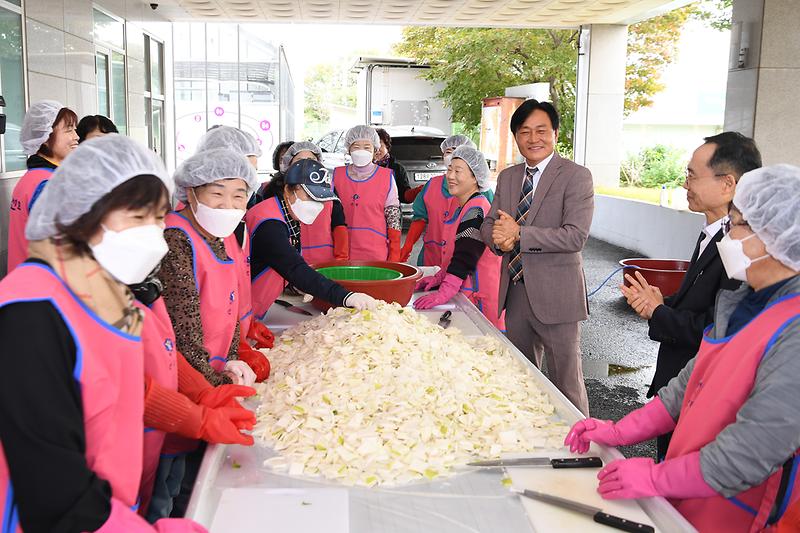 생활개선회_김치나눔행사_(4)