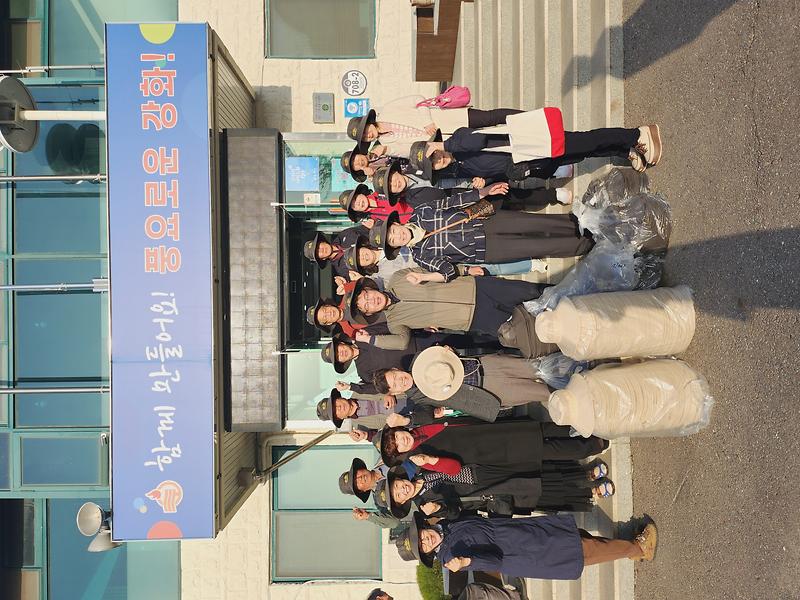 양도면_새마을지도자_부회장,_농업용_모자_기탁