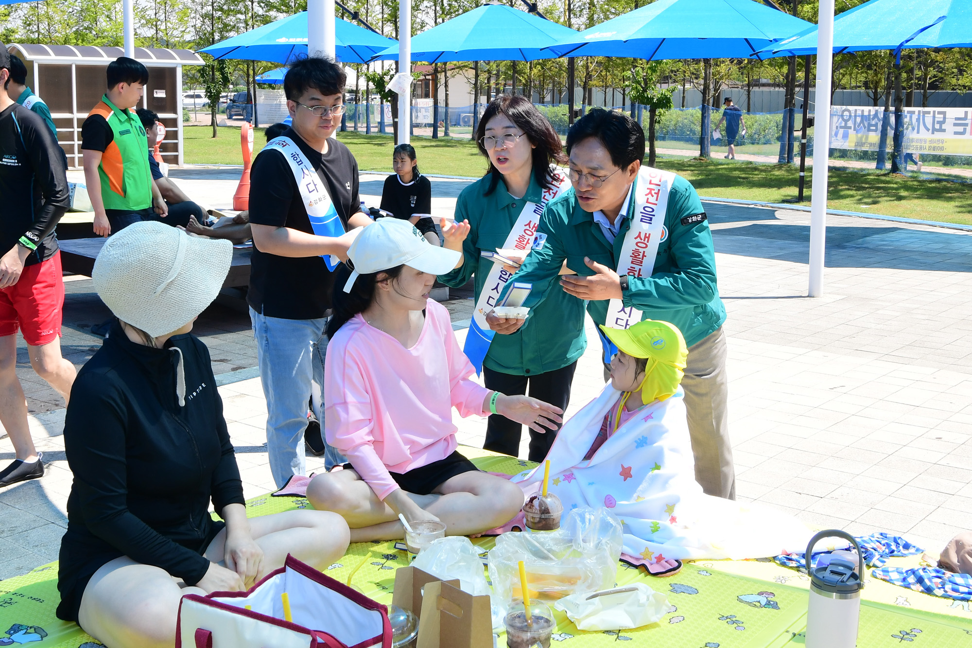 강화군,_“어린이_물놀이도_안전하게!”…_여름철_안전_캠페인_전개(2)