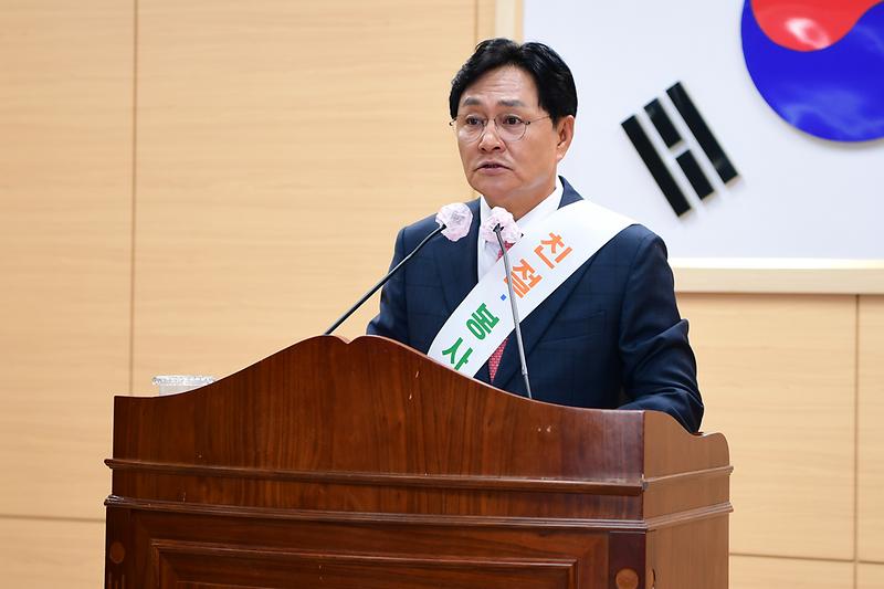 박용철_강화군수,_직원조회서_“군민과의_동행”강조(1)