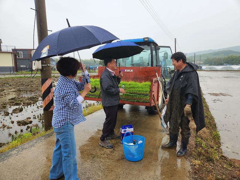 불은면,_본격_모내기_철_영농_현장_방문