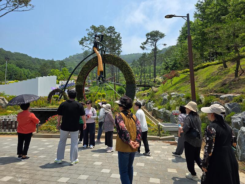 강화군,_치매환자_가족_대상_‘가치_함께_나들이’_힐링프로그램_진행(1)