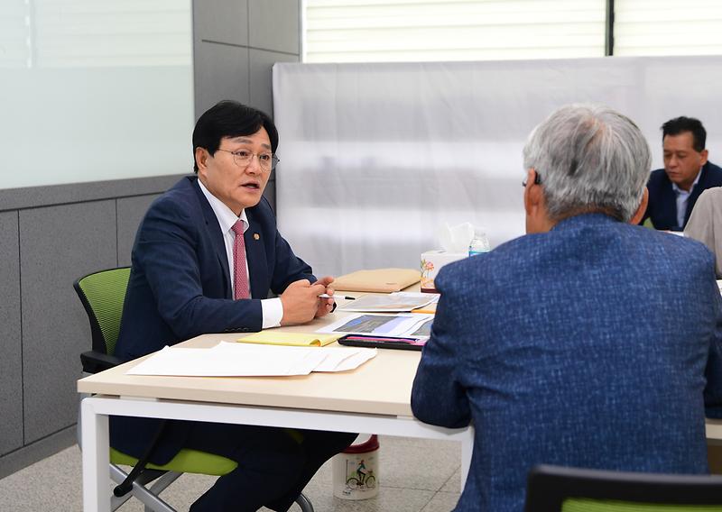 강화군,_현장_중심_․_소통_강화…_‘찾아가는_이동_군수실’_신속_피드백으로_주민_효능감_높여(3)