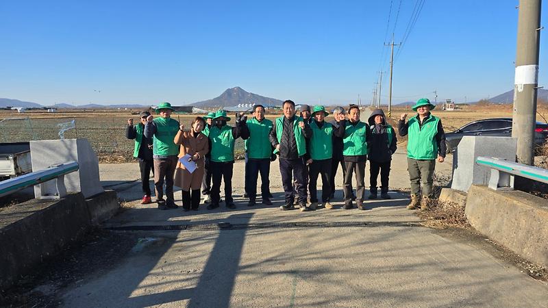 하점면_새마을지도자회,_삼거천_일원_환경정화_펼쳐