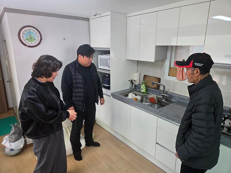 화도면,_독거_어르신_노후주택_새_단장