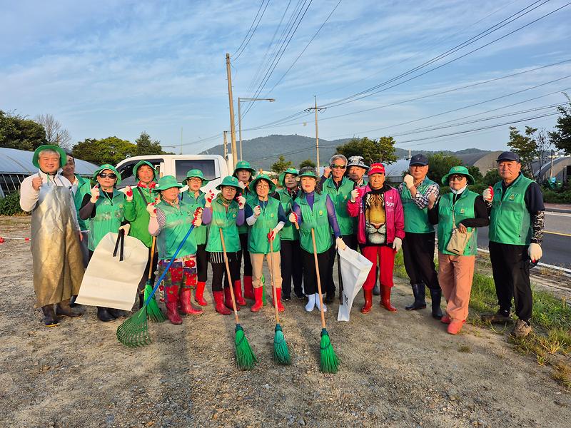 선원면_새마을협의회,_안전하고_깨끗한_거리_조성