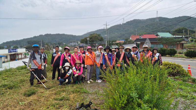 양도면_한국여성농업인회,_가로화단_환경_정비