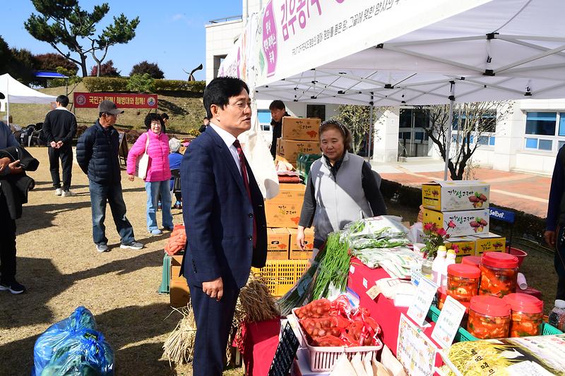 양사면,_주민이_함께_만든_‘양사평화파머스마켓’_협력의_장으로_성황(1)