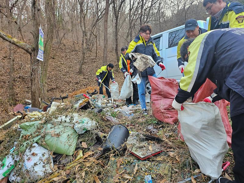 양사면_의용소방대,_교산리_공설_묘지_환경정비에_구슬땀