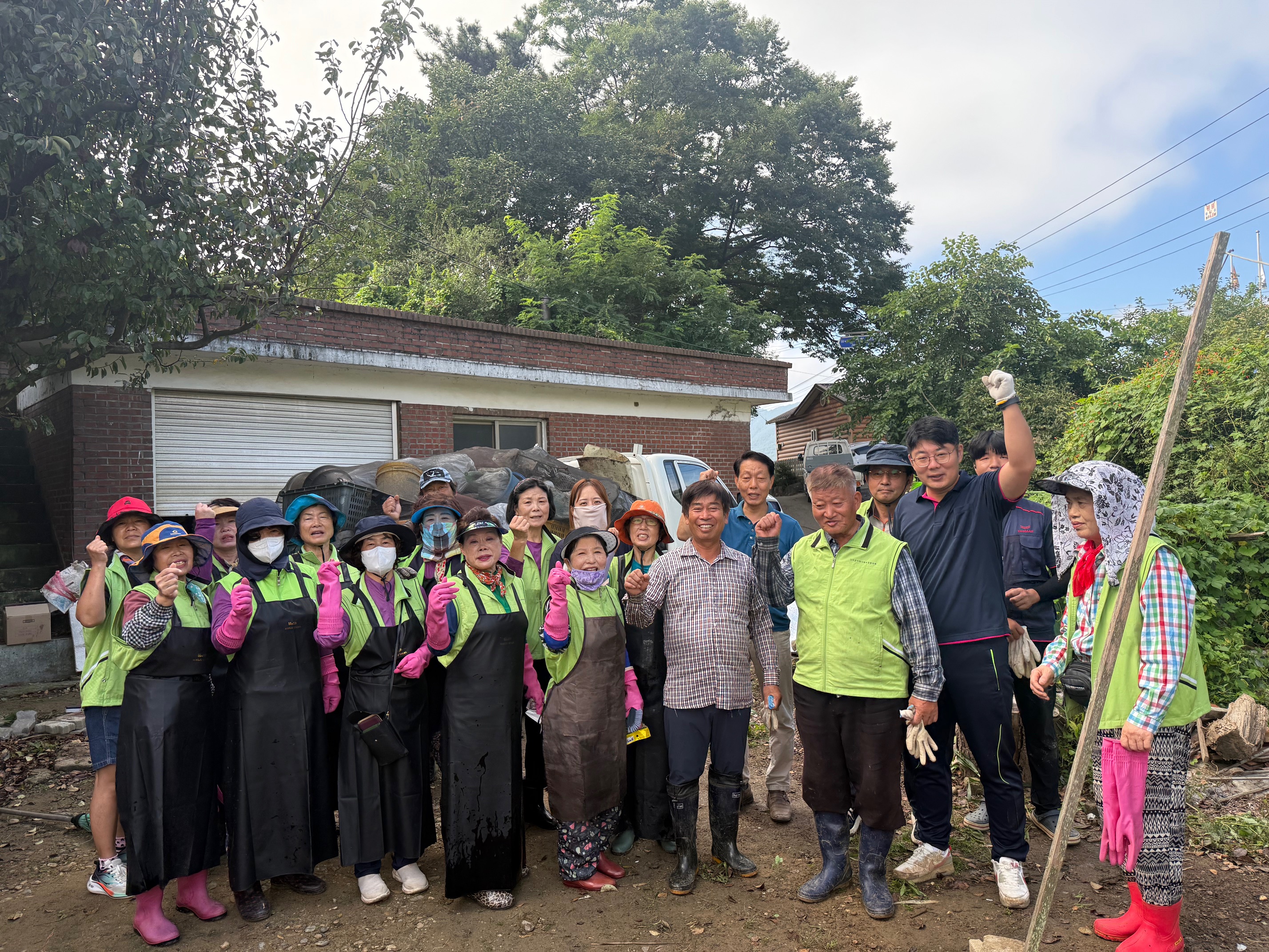 양도면_지역사회보장협의체,_거동_불편_취약계층_대상_주거_환경_개선_봉사_나서