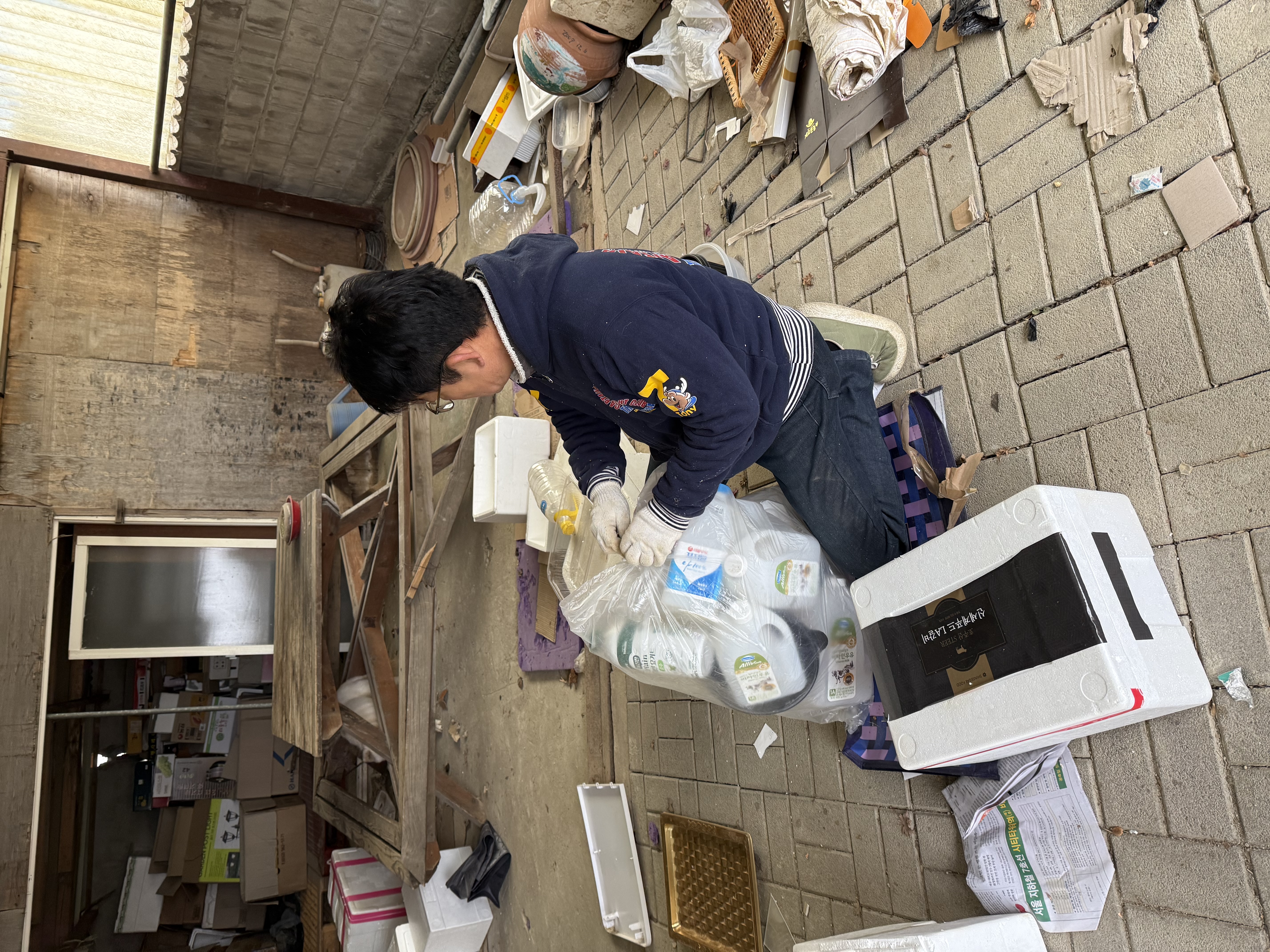 강화읍_지역사회보장협의체,_치매_독거노인_가구_주거_환경_개선_봉사_실시