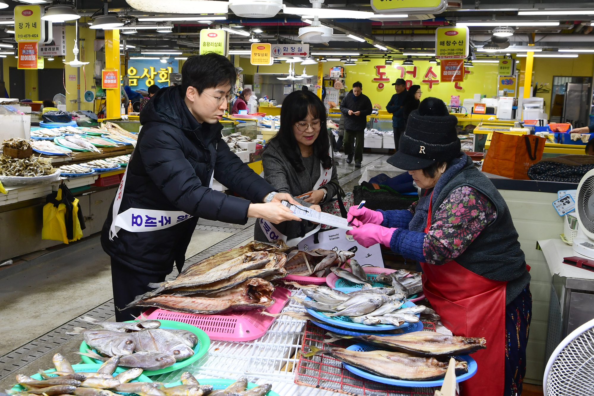 강화군,_‘붉은_말’처럼_달린다…_설_연휴_잊은_M버스_유치_총력전(2)