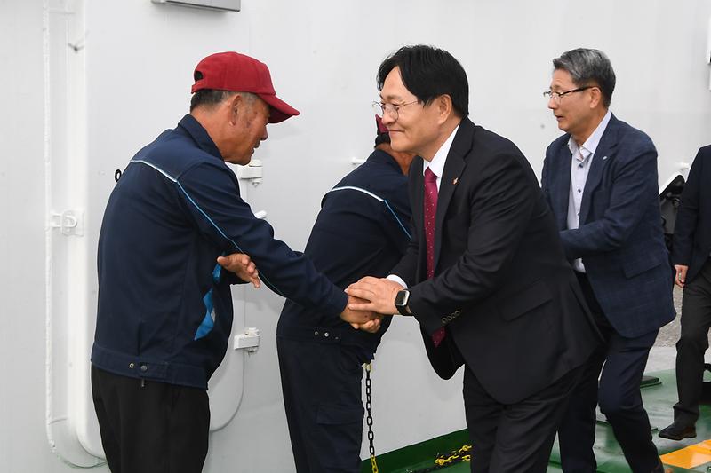 강화군,_2배_커진_새_강화페리호_취항…_서검·미법_주민_숙원_해결(4)