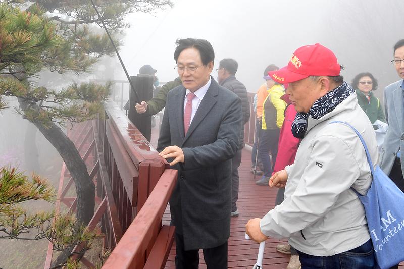 강화군,_고려산_진달래_꽃구경_행사_앞두고_‘막바지_점검’