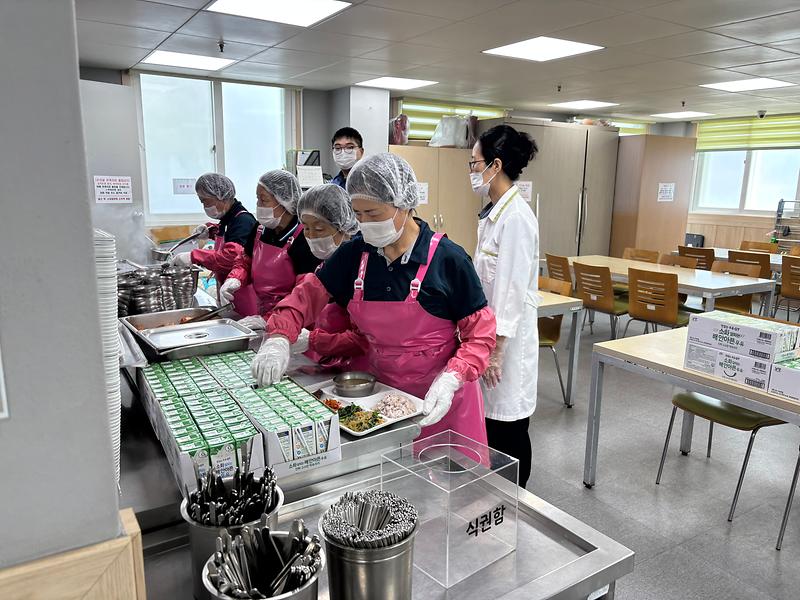 강화군노인복지관,_우유_한_잔으로_건강한_노후를!…우유_DAY_운영
