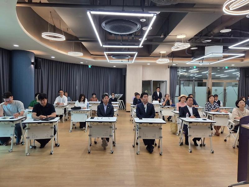 평화통일,_지역에서부터…_민주평통_강화군협의회_자문위원_워크숍_개최(2)