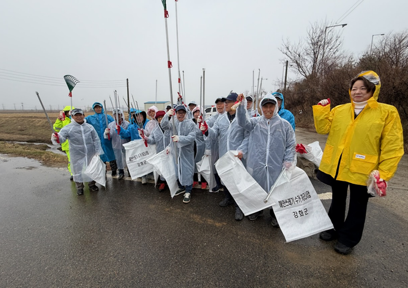 송해면_바르게살기위원회,_소하천_일원_환경정화_펼쳐