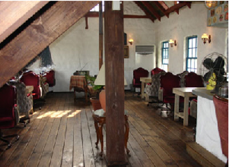 은빛비치는 들 사진