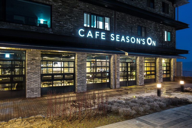 프리미엄 로스터리 카페 시즌스온 사진