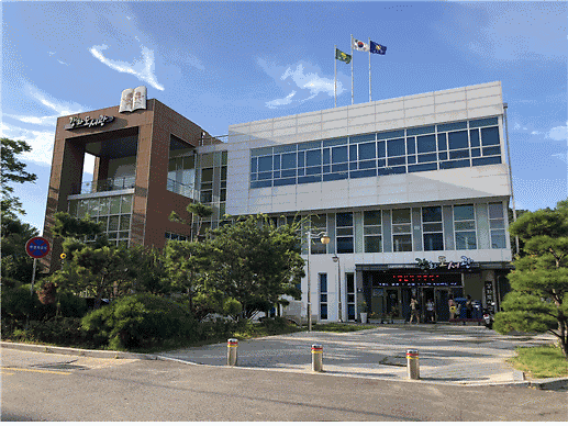 강화도서관 사진2